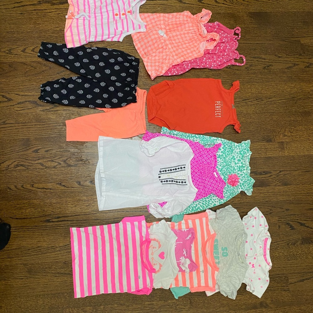 bundle of clothes for 9 month